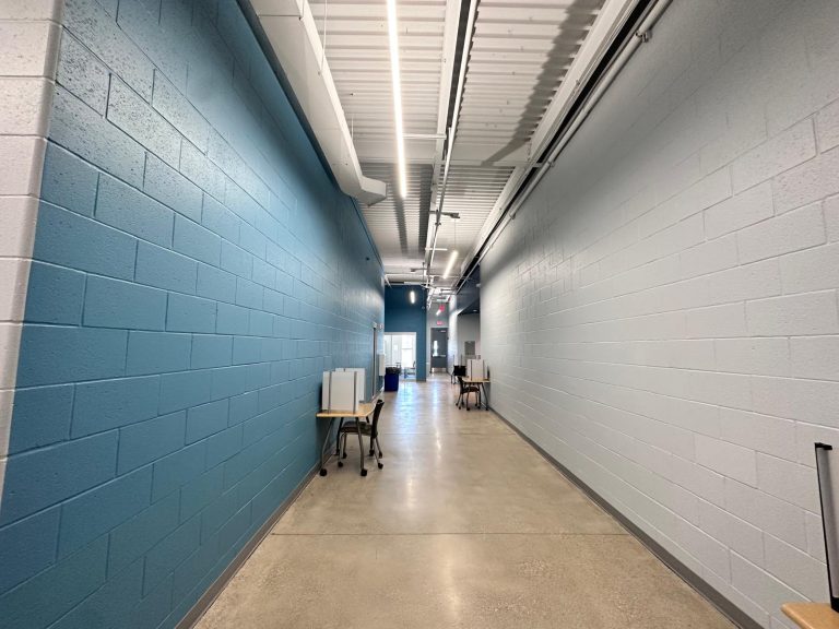 400-grit-Commercial-polished-concrete-2-1.jpg