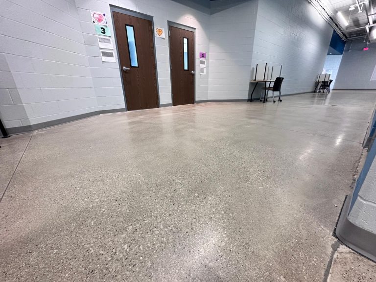 400-grit-Commercial-polished-concrete-3-1.jpg