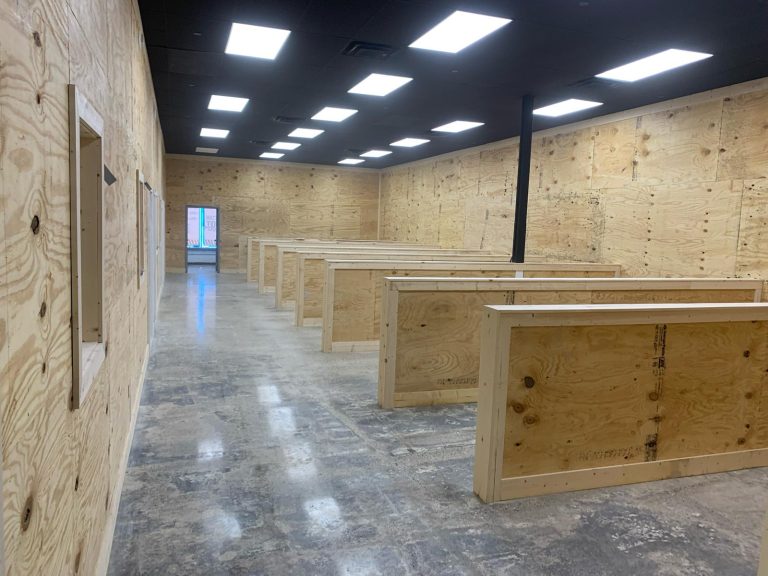 400-grit-commercial-polished-concrete-3.jpg